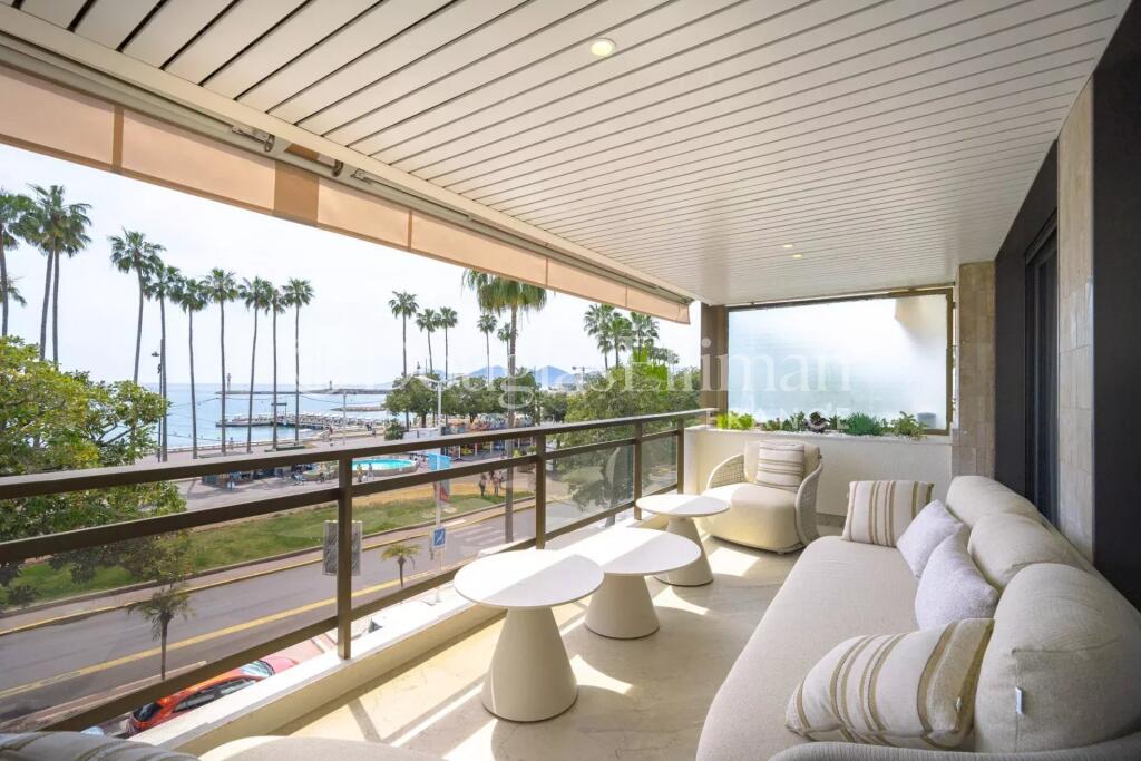 Main image of property: Provence-Alps-Cote d`Azur, Alpes-Maritimes, Cannes