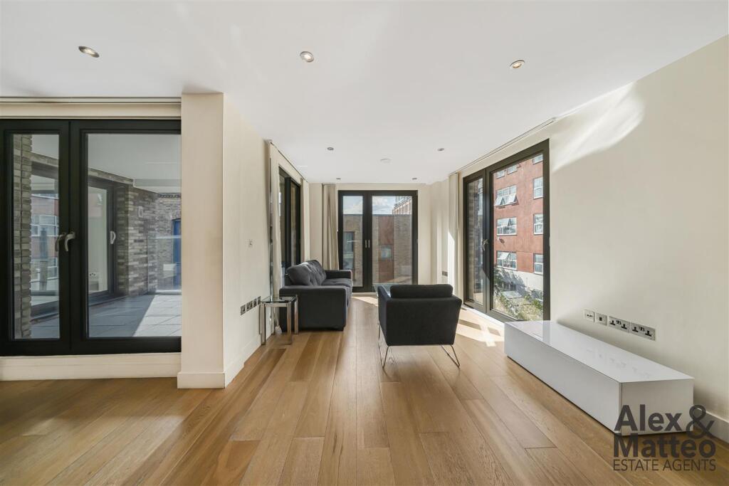 Apartment in London, Purbrook Estate, Walworth - View 4