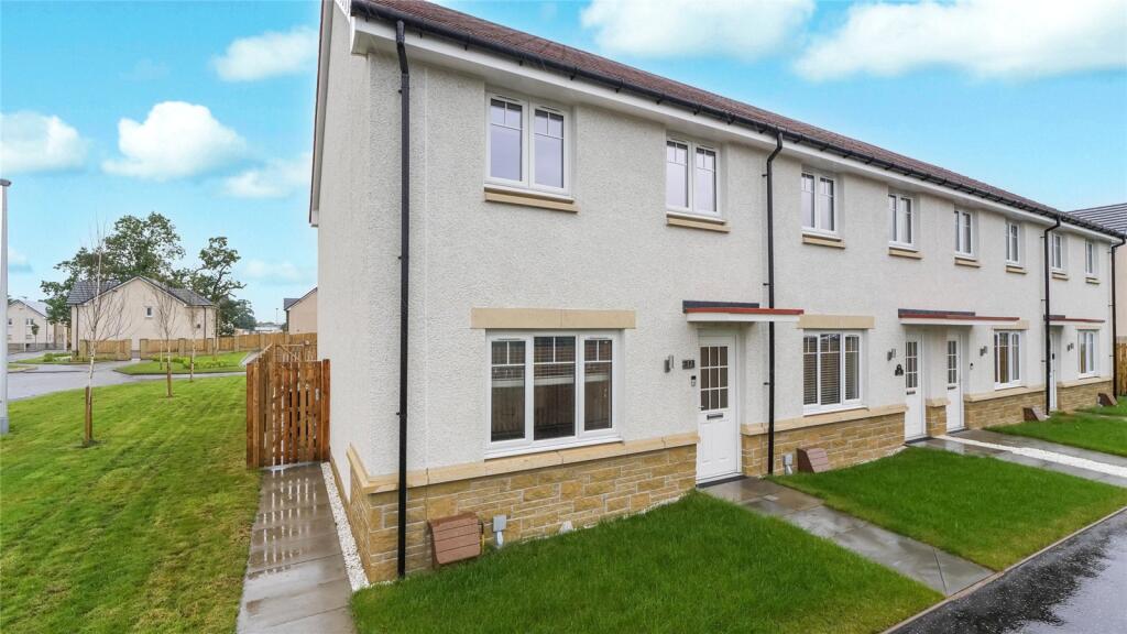Main image of property: Warbler Court, ALLOA, Clackmannanshire, FK10