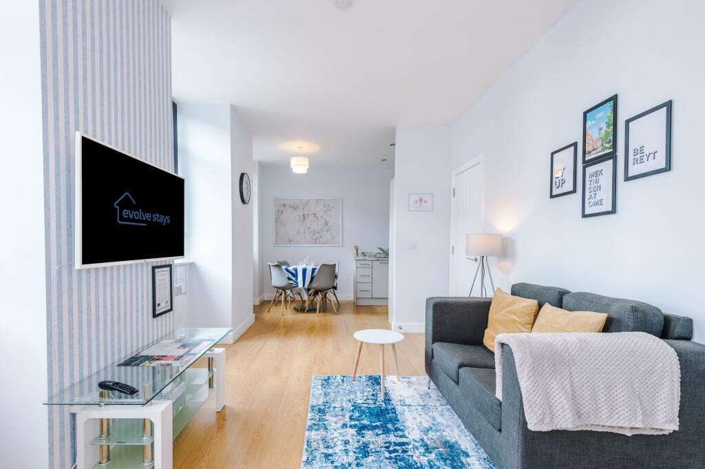 Apartment in Leeds - View 5