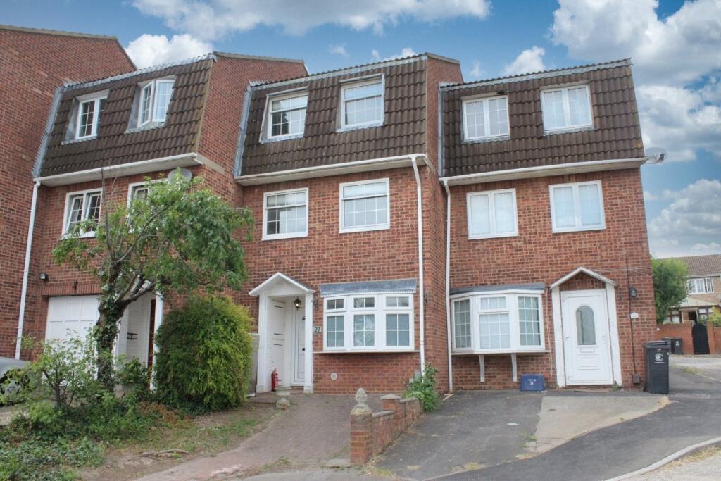 Main image of property: Regency Close, Chigwell, Essex, IG7