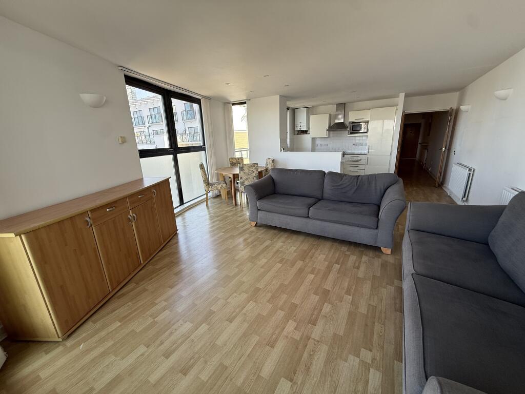 Apartment in London - View 5