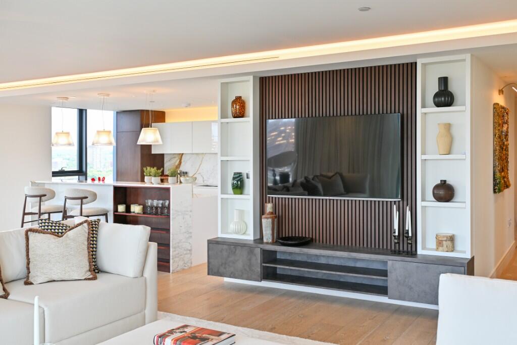 Apartment in London, Sands End, Fulham - More