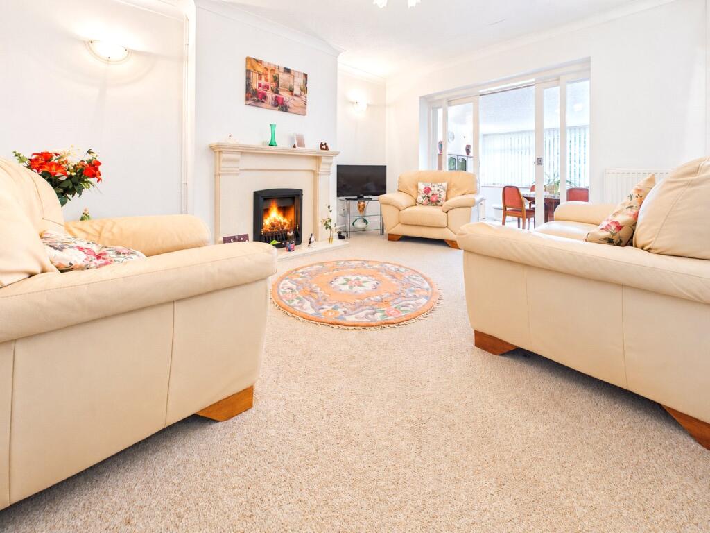 House in Newport, Chepstow - More