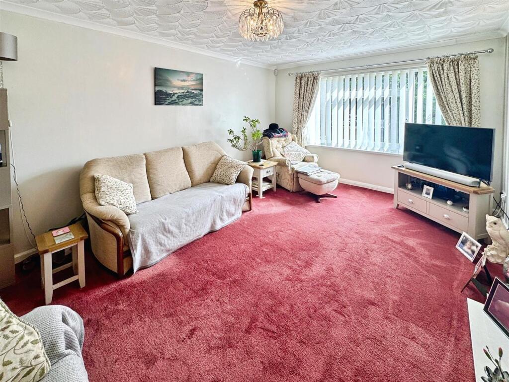 House in Caldicot - View 3