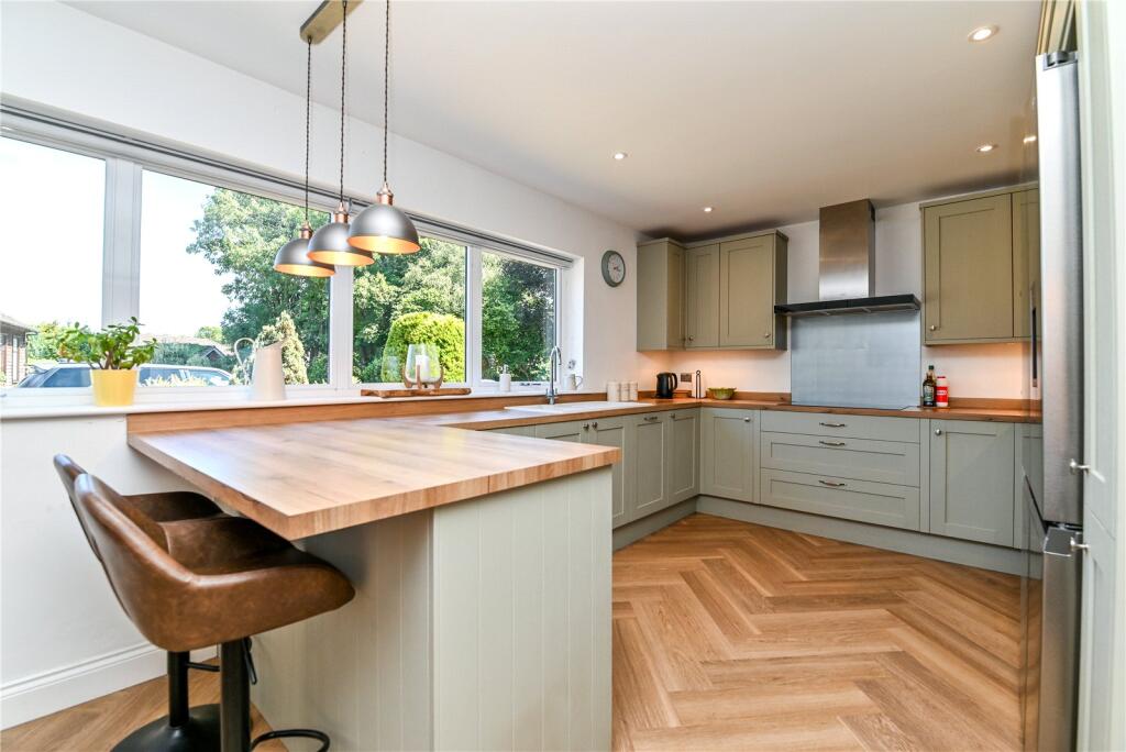 House in Southampton - View 2