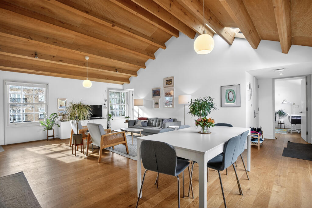 Main image of property: Chiswick High Road, London, W4