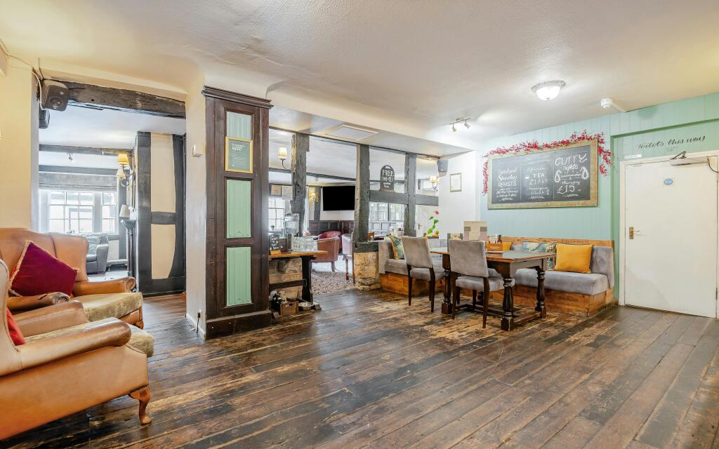 8685242-interior05.jpg