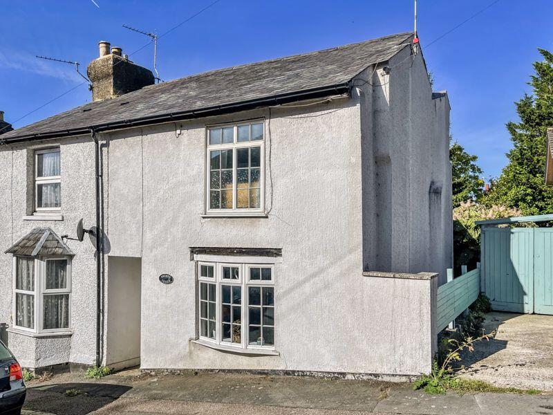 Main image of property: Queen Street - No Onward Chain