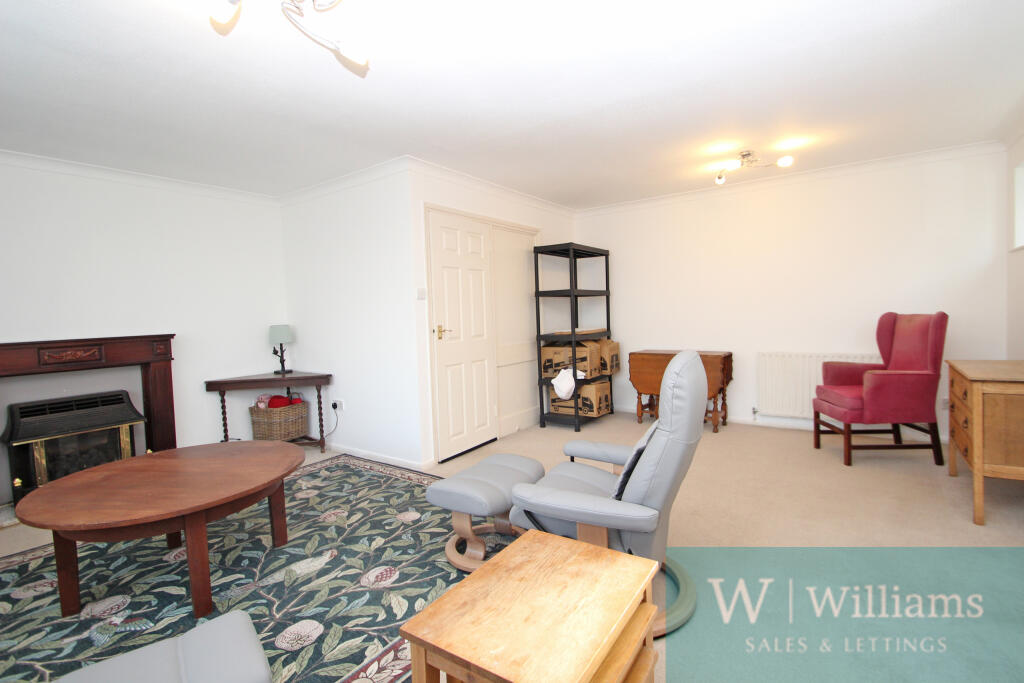 Whitehead Crescent, Wootton Bridge - View 4