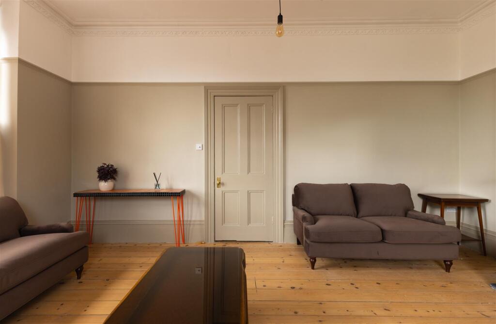 House in Hastings, Trinity Triangle, Bohemia - View 5
