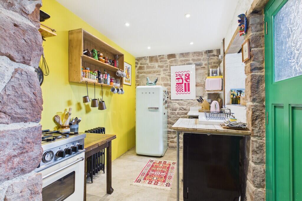 House in Penrith, Castletown - More