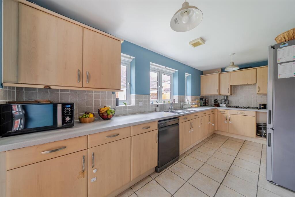 House in Dorchester - View 5