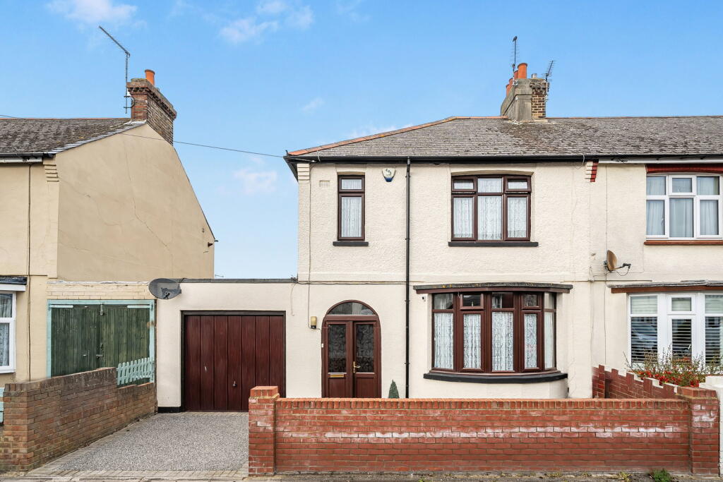 Main image of property: Extended Family Home Over 1200sq ft - Garage & Driveway