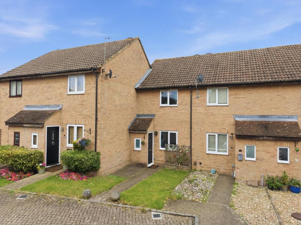 Main image of property: Jacksons Drive, Cheshunt, Hertfordshire, EN7 6HN