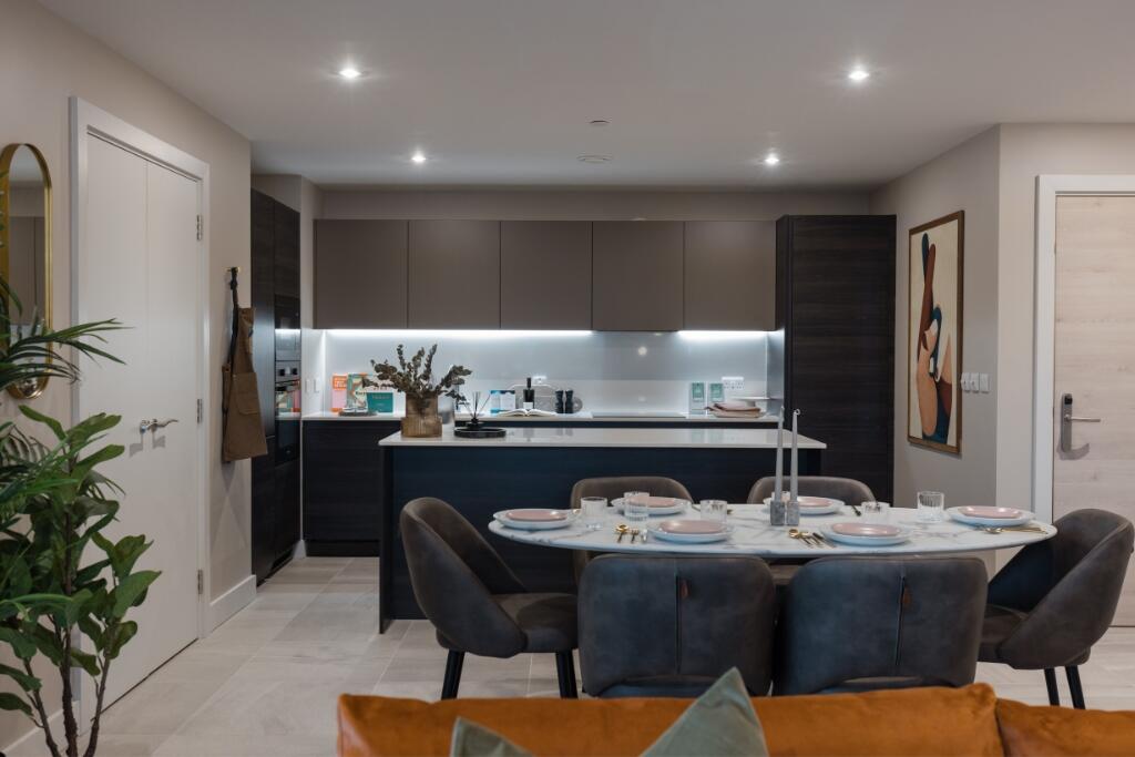 Apartment in Leeds, West Yorkshire - View 4
