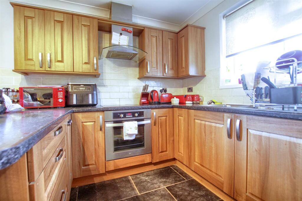 Albany Road, Stockton-On-Tees - View 4