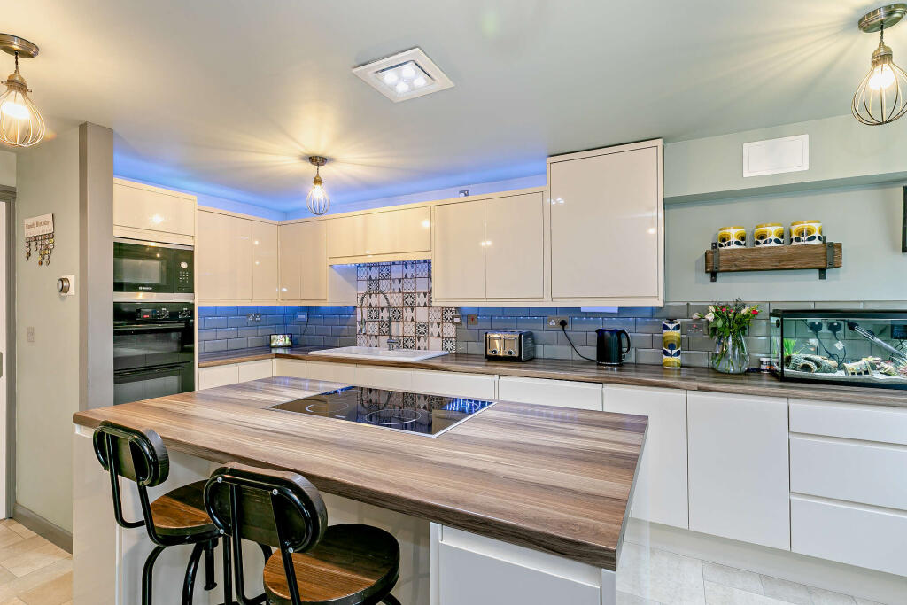 Spittal Hardwick Lane, Castleford, Wakefield, WF10 3HX photo 4