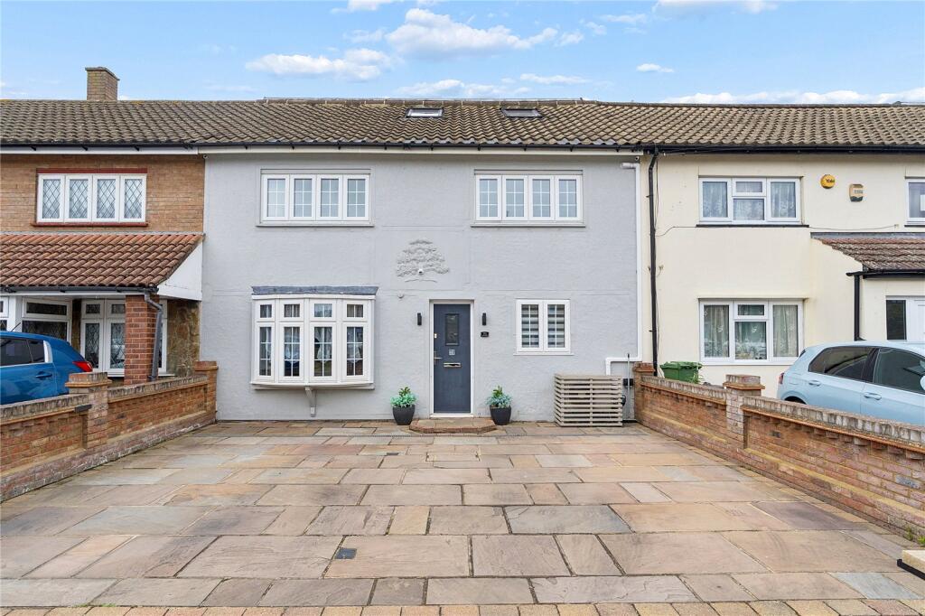 Main image of property: Harlow Road, Rainham, RM13