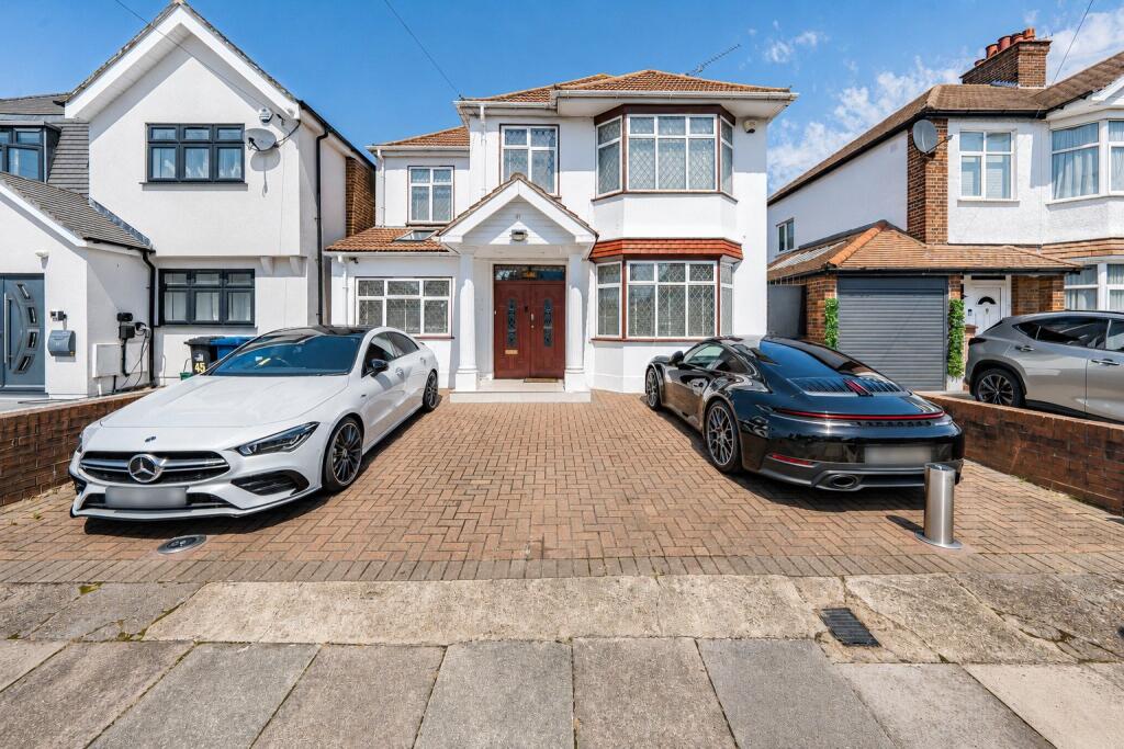 Main image of property: Shaftesbury Avenue, Norwood Green
