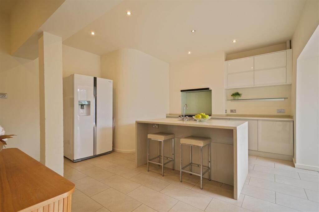 House in Sheffield, Stannington, Crosspool - View 4