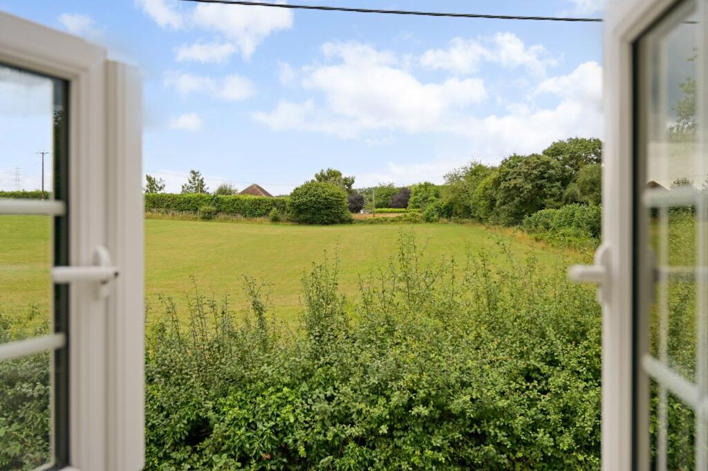 Munsgore Lane, Borden, Sittingbourne, Kent, ME9 photo 4