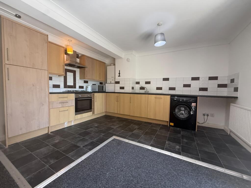 Apartment in Dartford - View 2