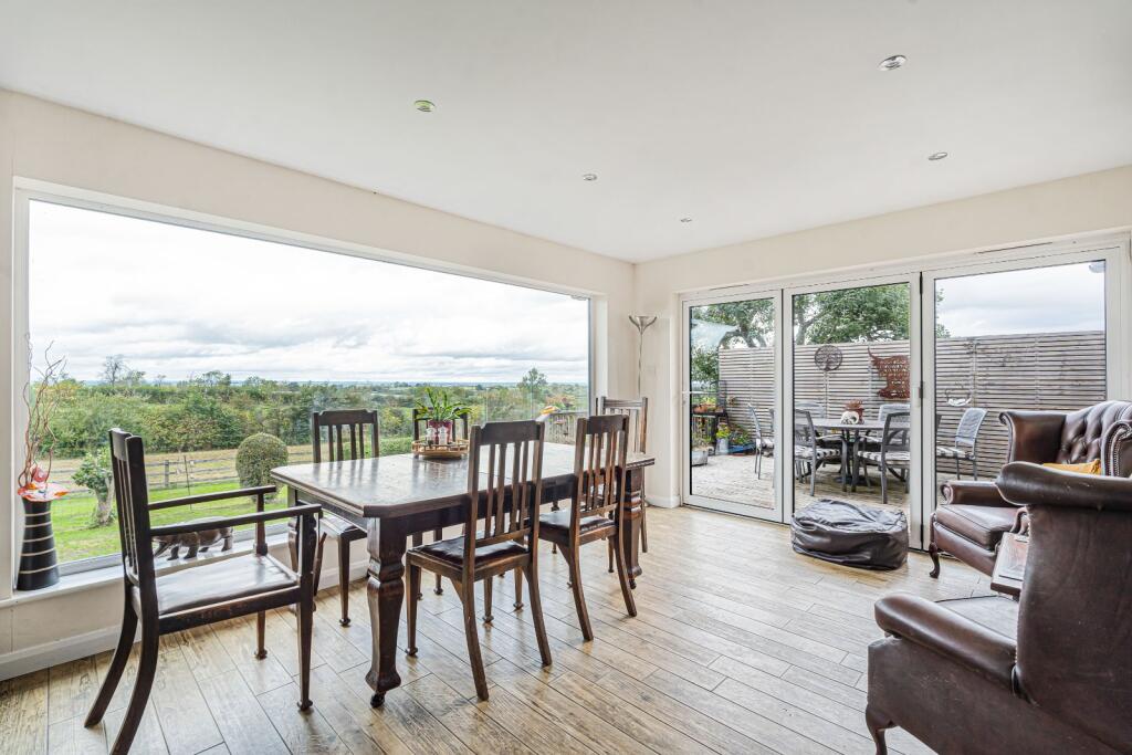 House in Swindon - View 3