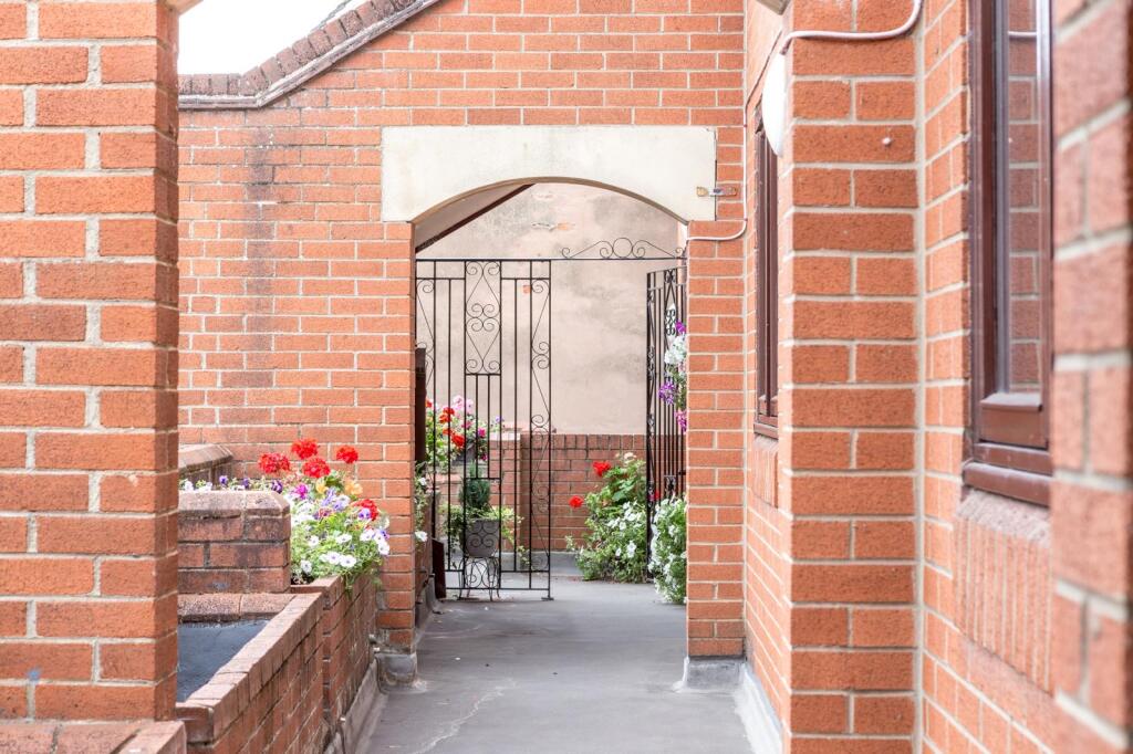 Property photo 9