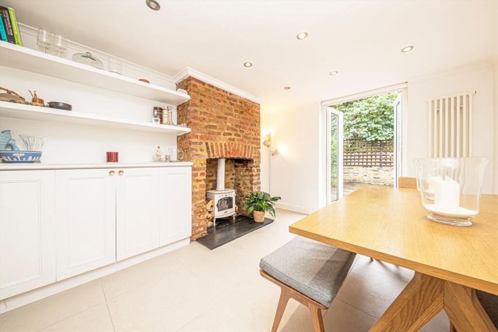 House in London, The Beveree, Hampton - View 5