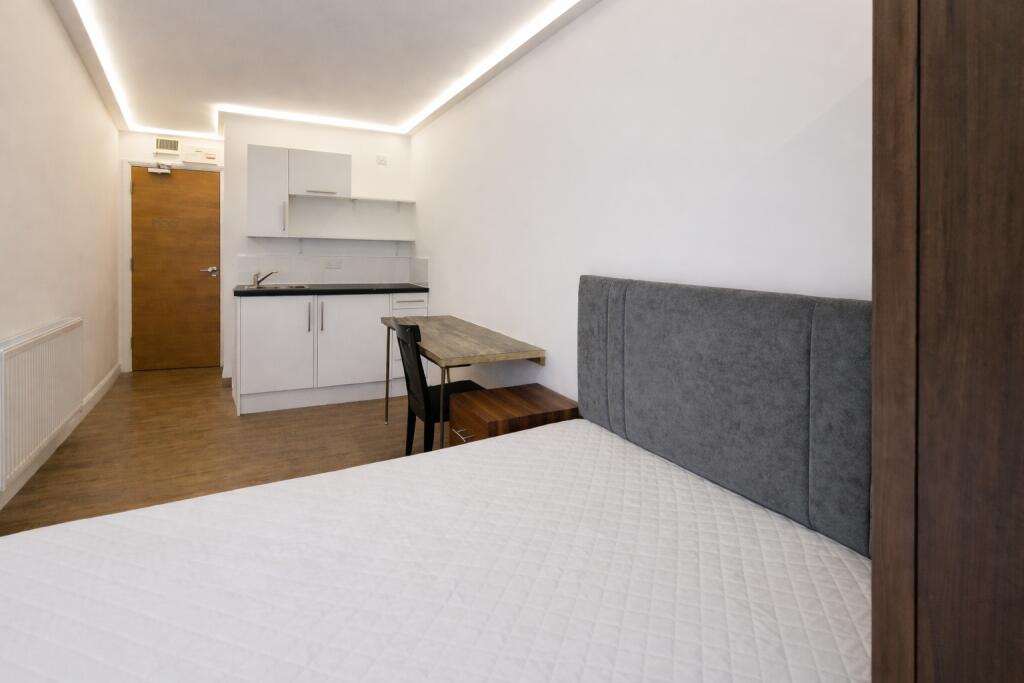 Main image of property: Coldharbour Lane, London, SW9 8LH