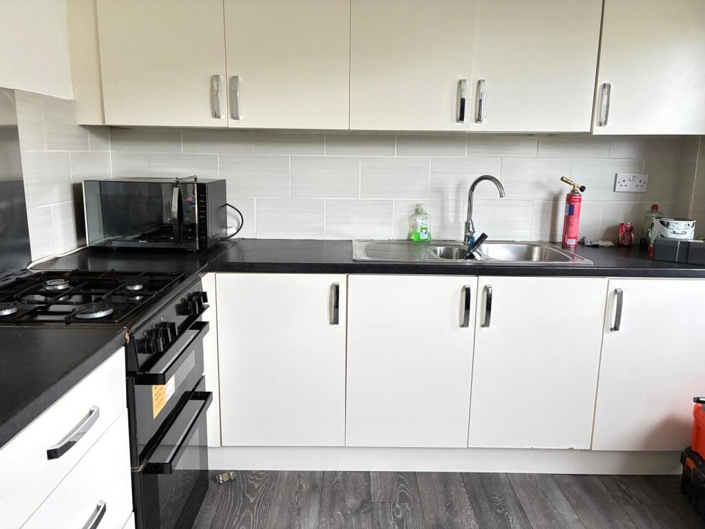 House in Nuneaton and Bedworth, Whittleford - View 2