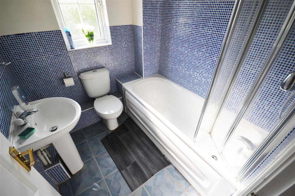 House in Chadwell St Mary, Essex - View 4