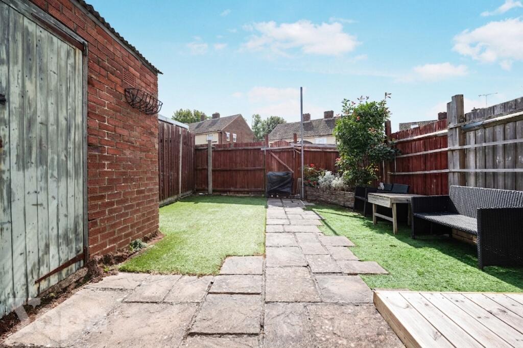 House in Dartford - View 4