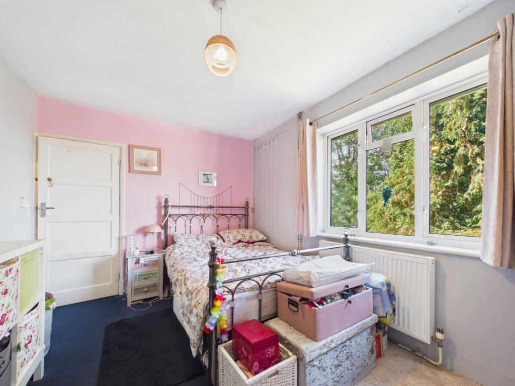 Apartment in Reading - View 4