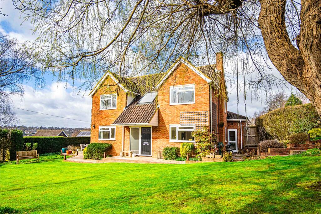 Main image of property: Gaveston Drive, Berkhamsted, Hertfordshire, HP4