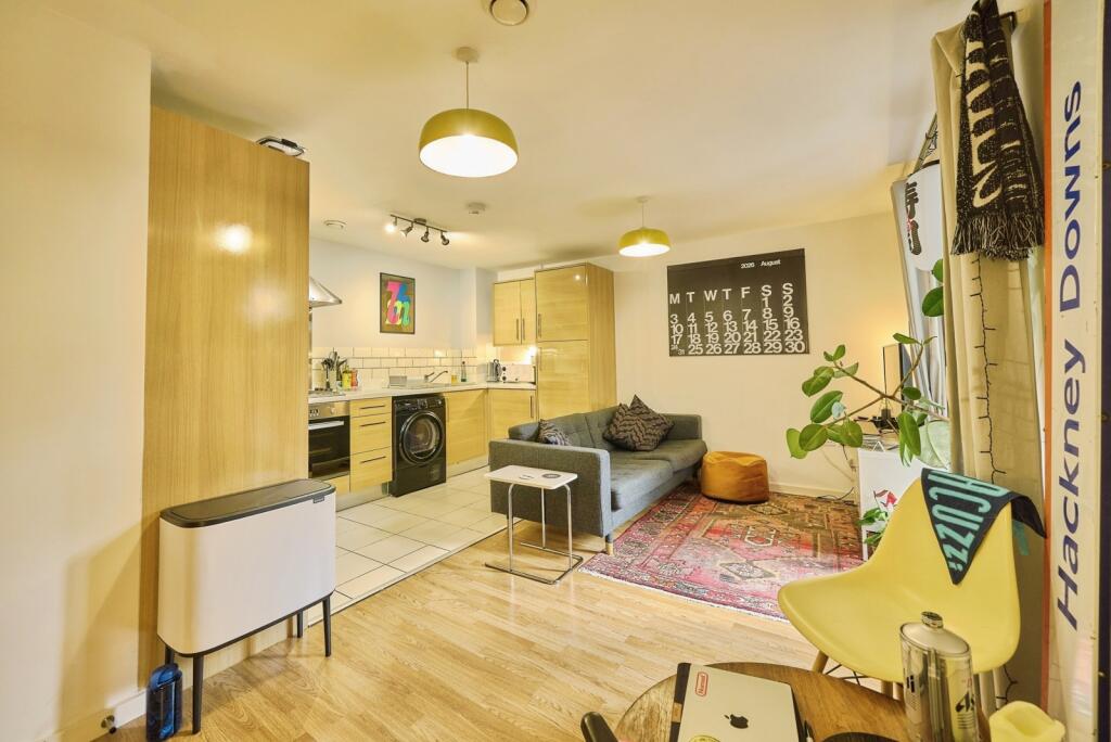 Apartment in London - View 2
