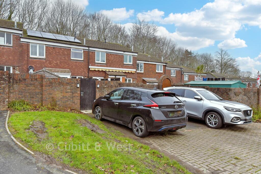 Main image of property: Woodsedge, Waterlooville, Hampshire