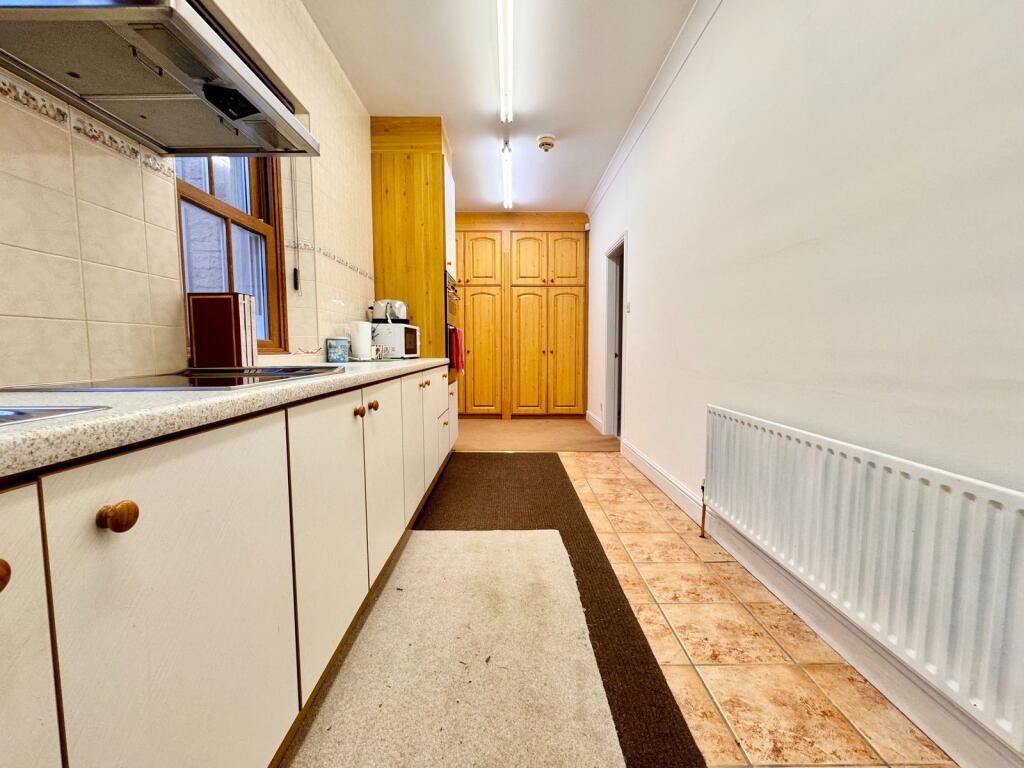 Thornborough Lodge, Moor Road, Leyburn photo 3