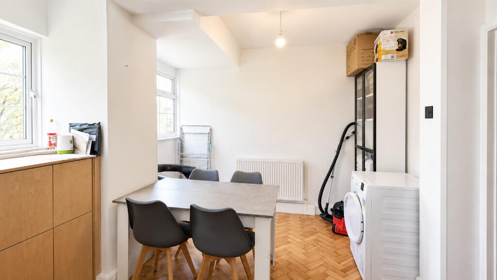 Main image of property: Crown Lane, London, N14