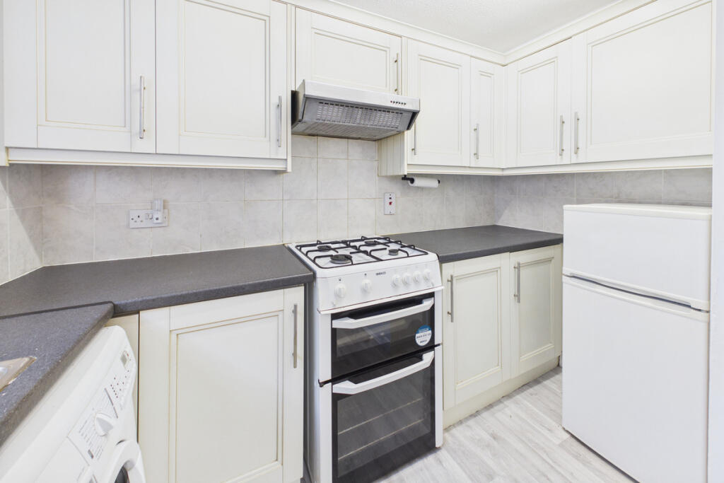 Apartment in Dacorum, Gadebridge - View 5