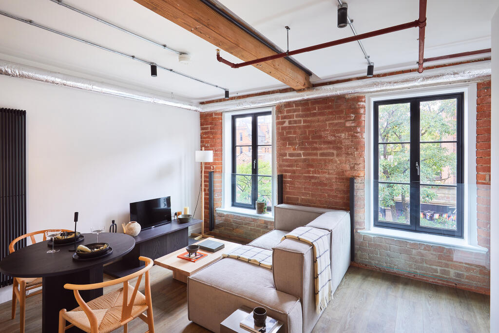 Apartment in Manchester - View 4