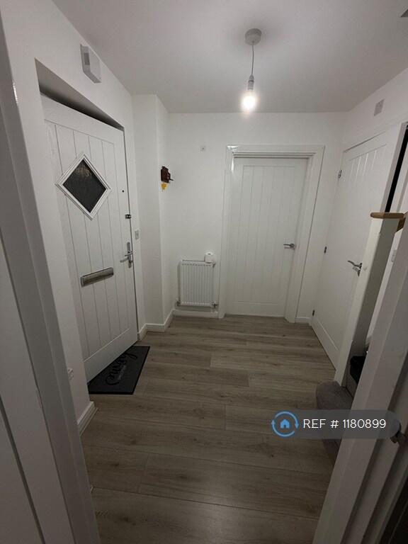 Main image of property: Weavers Close, Manchester, M28