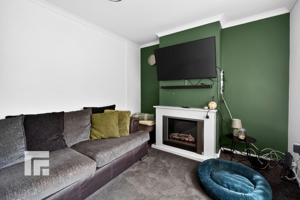 House in Cardiff, Pentrebane, Fairwater - View 4