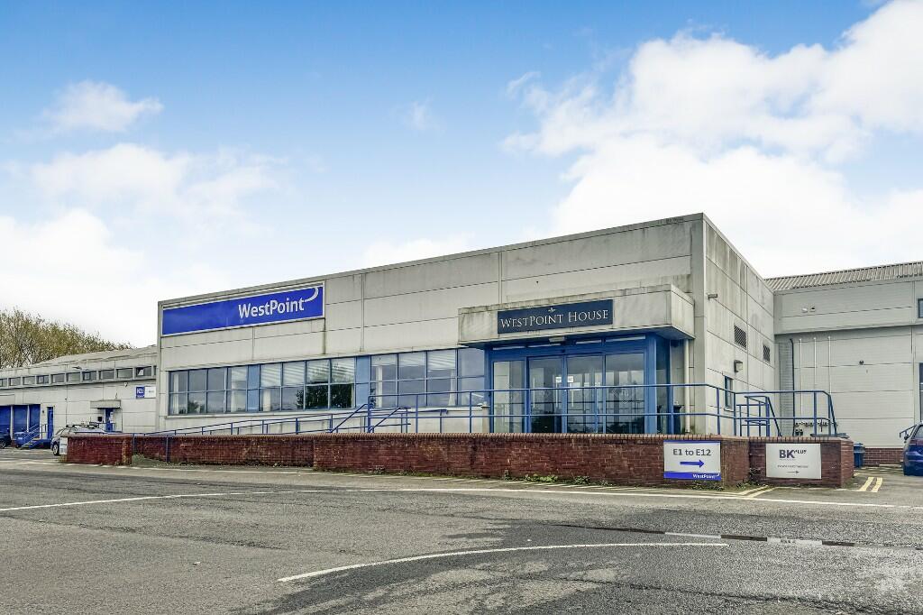 Main image of property: Middlemore Lane West, Walsall, West Midlands, WS9