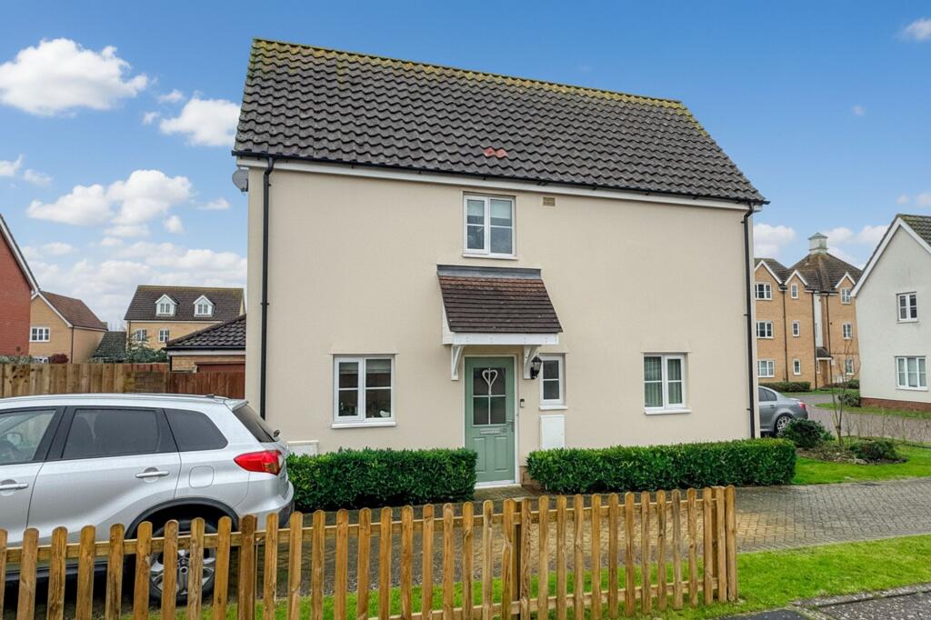 Main image of property: Mary Clarke Close, Hadleigh, IP7