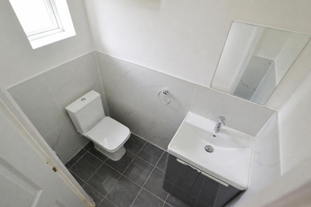 Walker Grove, Salisbury Village, Hatfield - More
