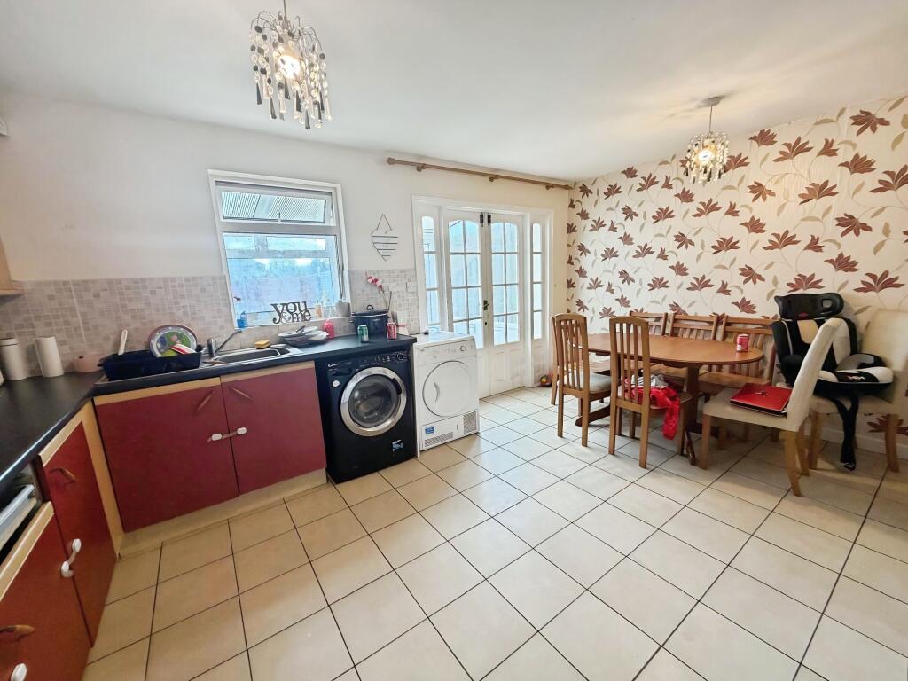 Bringhurst, Orton Goldhay, Peterborough, PE2 photo 4