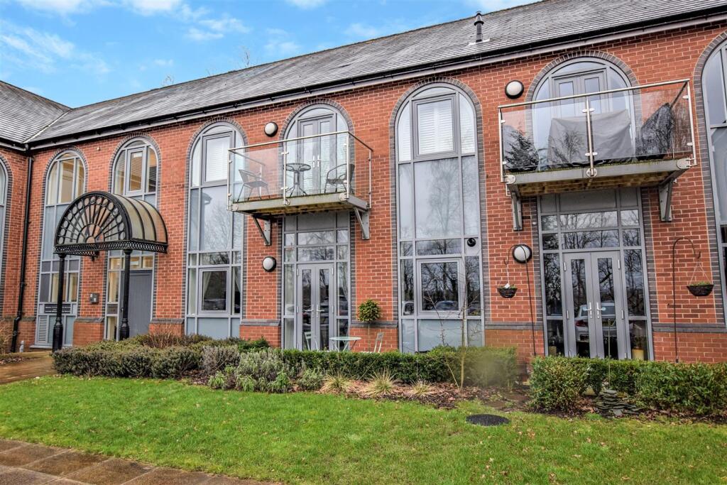 Main image of property: Hampton Court, 55 Marsh Lane, Solihull, West Midlands