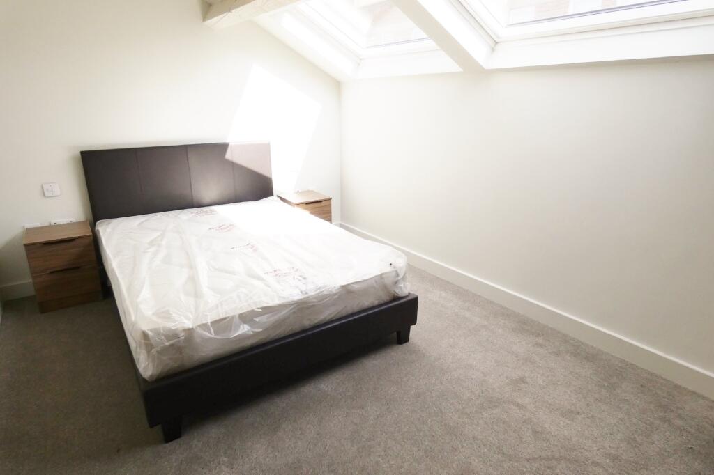 Apartment in Preston - View 5
